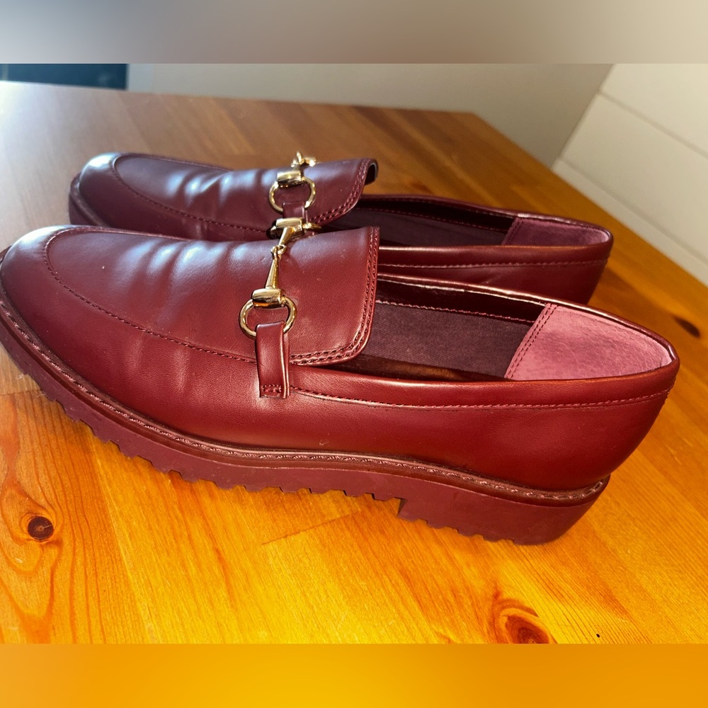 Elegant Burgundy Loafers with Gold Accent